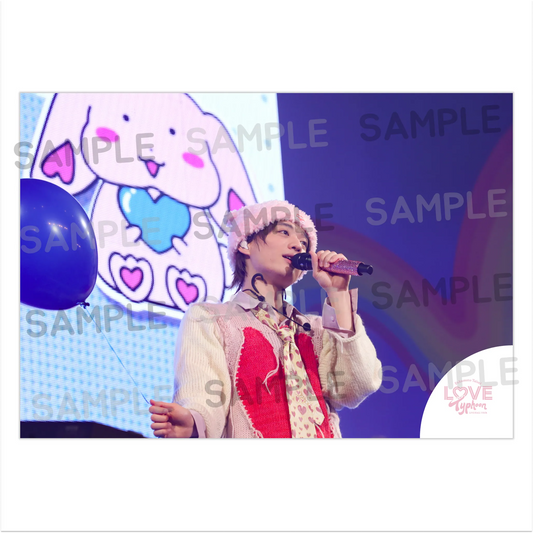 LOVE Typhoon Tour Photo06