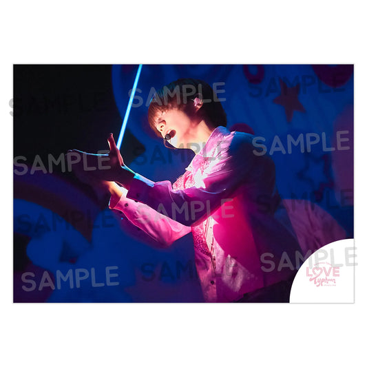 LOVE Typhoon Tour Photo08